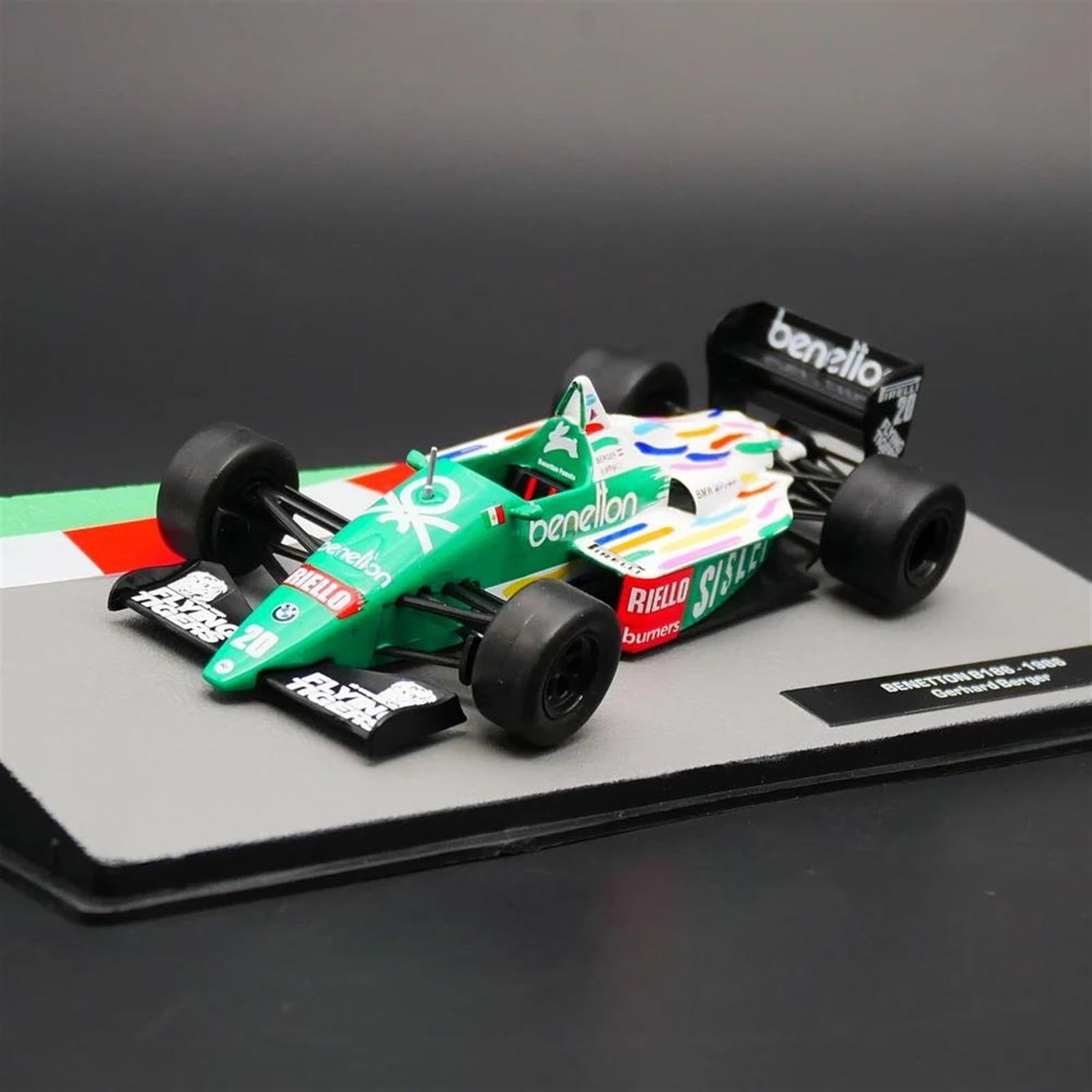 日本未発売　ビッグスケールF1コレクション　ベネトンB186 1986年 mqdefault.jpg